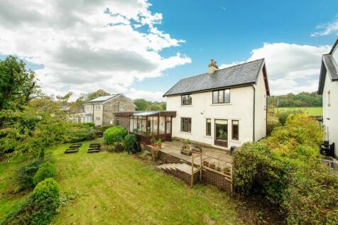 Helme Lane, Meltham, HD9 3 bed detached house for sale