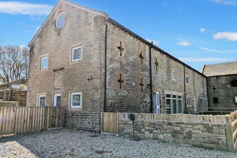 Rose Barn, Manor Farm, Wilshaw... 5 bed barn conversion for sale