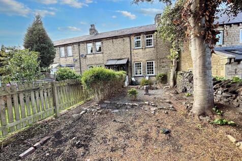 Huddersfield Road, Meltham, HD9 3 bed end of terrace house for sale