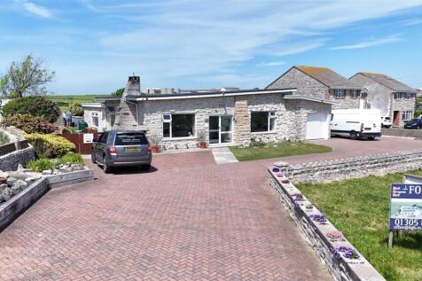 Bungalow & Cattery Business... 3 bed detached bungalow for sale