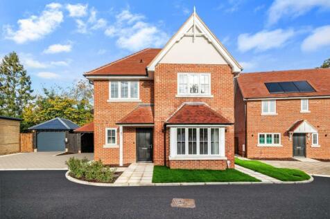 FIELD WAY, SEND, GU23 4 bed detached house for sale