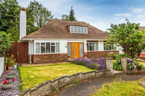 3 bedroom detached bungalow for sale