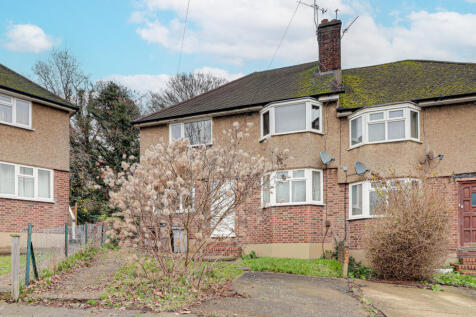 Kenton Gardens, St. Albans... 2 bed maisonette for sale