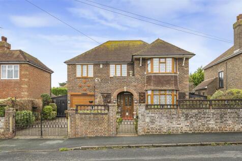 Headland Avenue, Seaford 4 bed detached house for sale