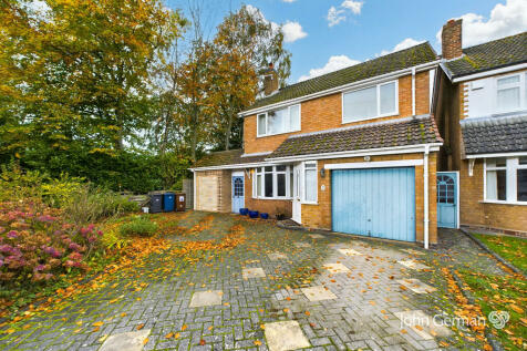 3 bedroom detached house for sale