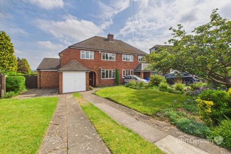 Schoolfields Road, Shenstone 3 bed semi