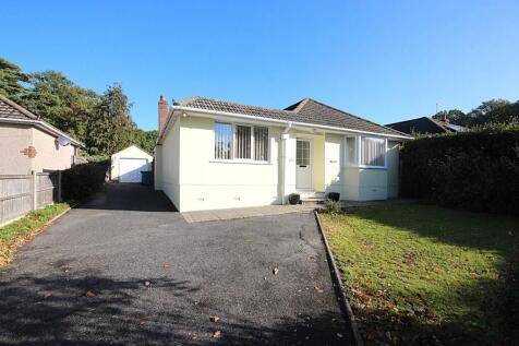 Whitby Avenue, Broadstone, Dorset, BH18 2 bed bungalow for sale