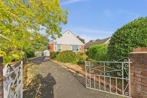 Bognor Road, Broadstone, Dorset, BH18 3 bed bungalow for sale