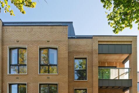 Lindfield Place, Worthing BN11 2 bed retirement property for sale