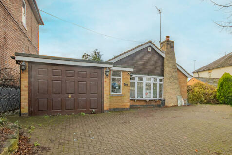 3 bedroom detached bungalow for sale