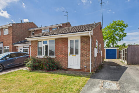2 bedroom bungalow for sale
