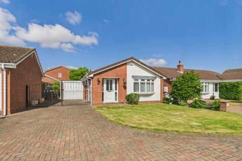 2 bedroom detached bungalow for sale
