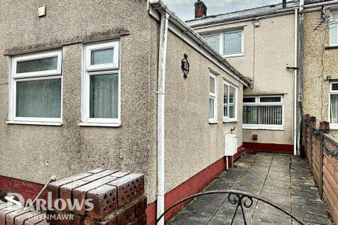 Vale Terrace, Tredegar 2 bed terraced house for sale