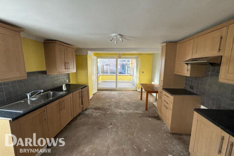 Chapel Street, Brynmawr 2 bed end of terrace house for sale