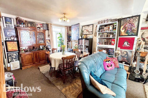 Alexandra Place, Tredegar 3 bed terraced house for sale