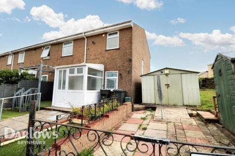 Heather Close, Tredegar 3 bed end of terrace house for sale