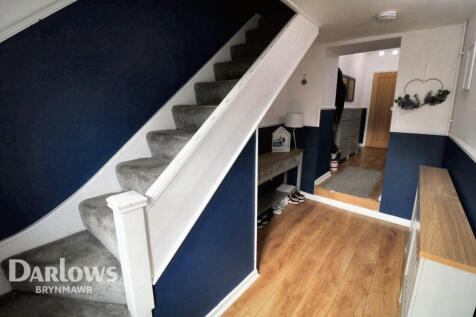 Queen Street, Nantyglo 2 bed terraced house for sale