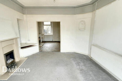 Caerphilly Road, Caerphilly 3 bed terraced house for sale