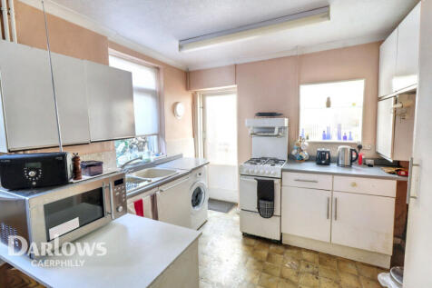 Bartlett Street, Caerphilly 3 bed end of terrace house for sale