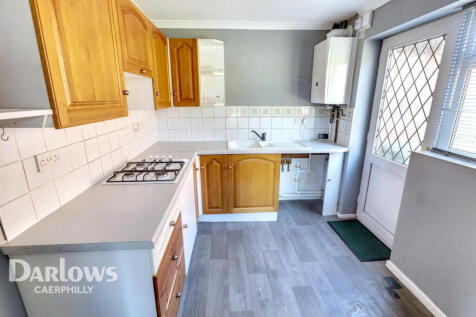 2 bedroom semi-detached bungalow for sale