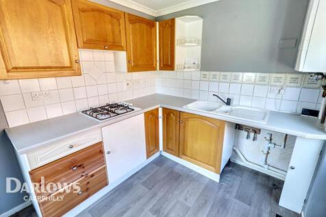2 bedroom semi-detached bungalow for sale