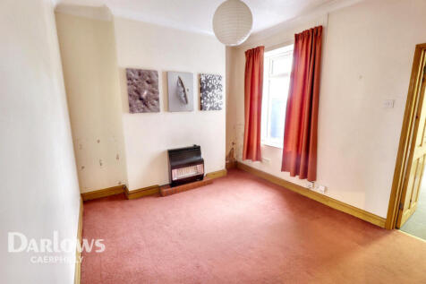 Van Road, Caerphilly 3 bed terraced house for sale