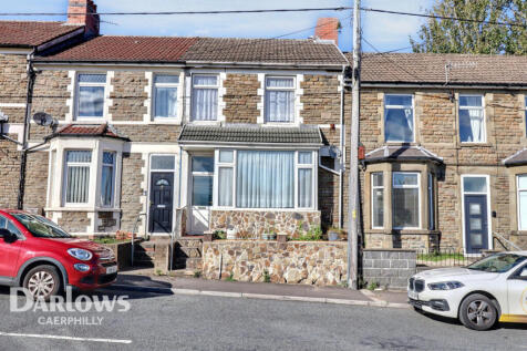 Bowls Terrace, Caerphilly 3 bed terraced house for sale