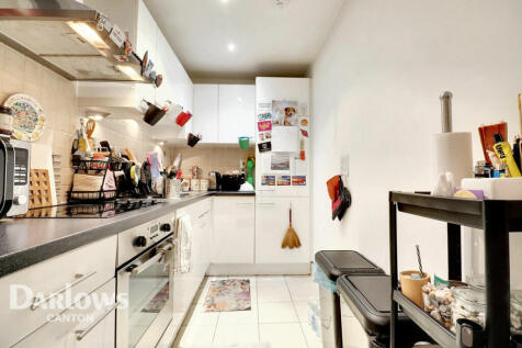 Ferry Court, Cardiff Studio for sale