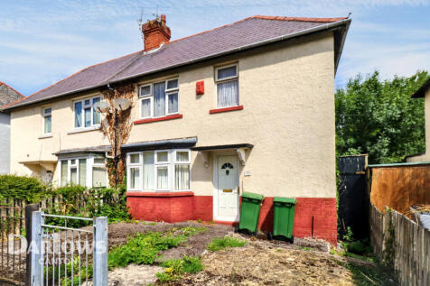 2 bedroom semi-detached house for sale