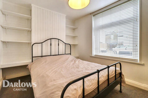 Heath Street, Cardiff 3 bed end of terrace house for sale