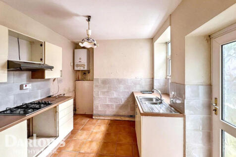 Hylton Terrace, Treharris 3 bed terraced house for sale
