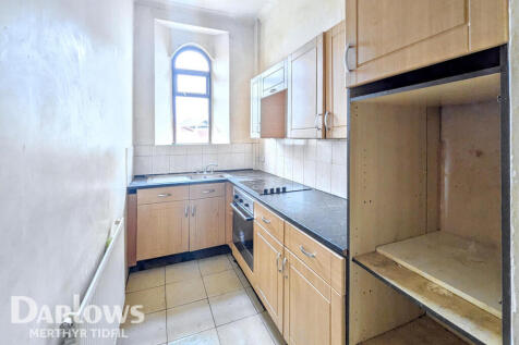 Cardiff Road, Merthyr Tydfil 2 bed semi