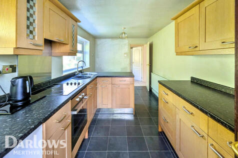 Clwydyfagwyr, Merthyr Tydfil 3 bed detached bungalow for sale