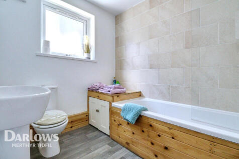 Cardiff Road, Aberdare 2 bed end of terrace house for sale