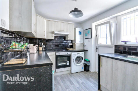 Cardiff Road, Aberdare 2 bed end of terrace house for sale