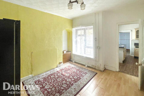 Derlwyn Street, New Tredegar 3 bed terraced house for sale