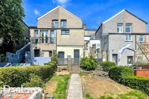 Derlwyn Street, New Tredegar 3 bed terraced house for sale