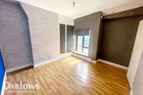 Derlwyn Street, New Tredegar 3 bed terraced house for sale