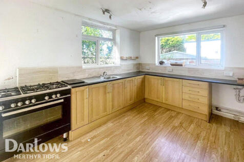 Eleventh Avenue, Merthyr Tydfil 2 bed semi