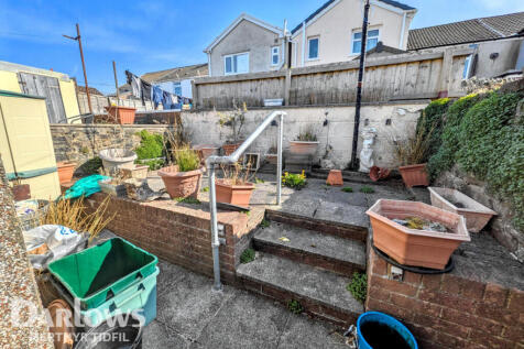 Poplar Terrace, Merthyr Tydfil 2 bed terraced house for sale