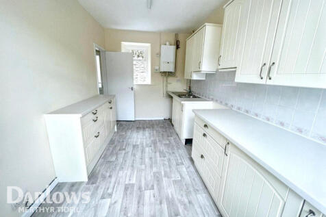 Queens Road, New Tredegar 2 bed terraced house for sale