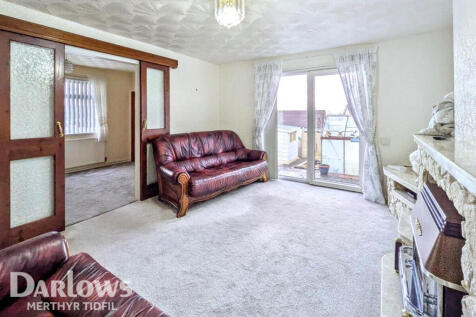 Crabtree Walk, Merthyr Tydfil 3 bed semi