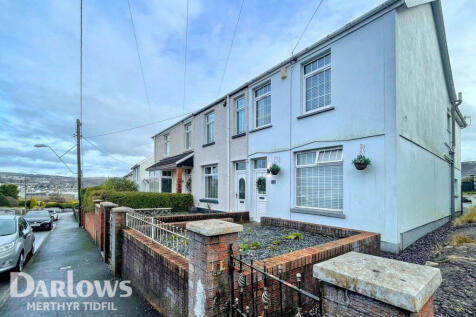 Meirion Place, Merthyr Tydfil 3 bed end of terrace house for sale