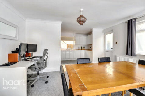 Chepstow Road, Newport 2 bed detached house for sale