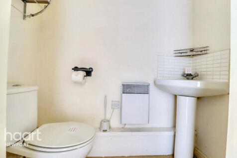 Jamaica Grove, Newport 3 bed apartment for sale