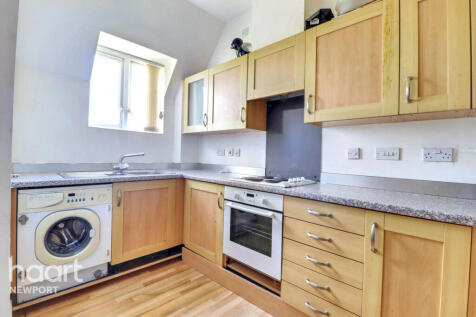 Jamaica Grove, Newport 3 bed apartment for sale