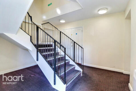 Jamaica Grove, Newport 3 bed apartment for sale