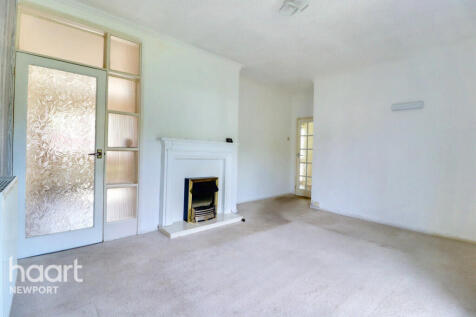 2 bedroom semi-detached bungalow for sale