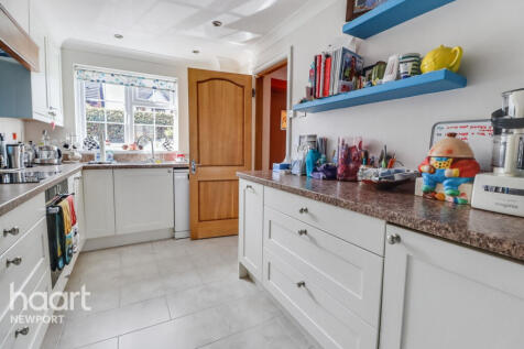 White Avenue, Newport 4 bed detached house for sale