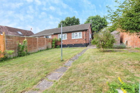 Murcott Road East, Leamington Spa, CV31 2 bed semi